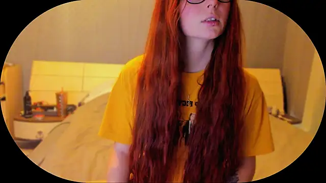 Snapshot of KlementinaBbG chatting on December 2024 08:45:01 PM KlementinaBbG online show from December 2024 08:45:01 PM