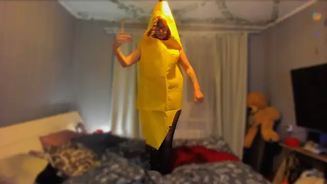 Snapshot of KlementinaBbG chatting on September 2025 08:58:02 PM KlementinaBbG online show from September 2025 08:58:02 PM