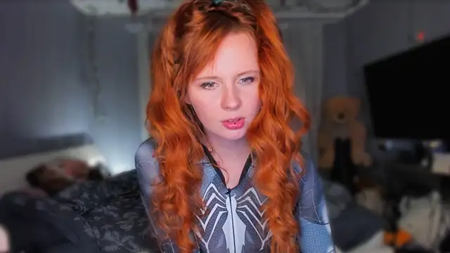 KlementinaBbG online show from April 2026 09:05:01 PM