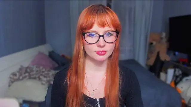 Snapshot of KlementinaBbG chatting on November 2025 08:13:02 PM KlementinaBbG online show from November 2025 08:13:02 PM