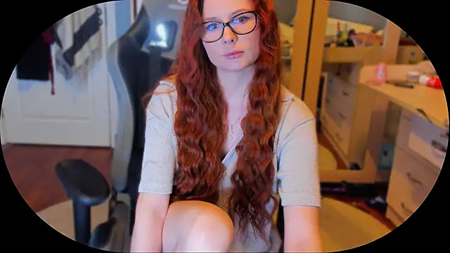 Snapshot of KlementinaBbG chatting on February 2025 08:17:02 PM KlementinaBbG online show from February 2025 08:17:02 PM