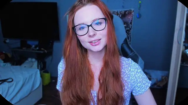 Snapshot of KlementinaBbG chatting on February 2025 11:04:02 PM KlementinaBbG online show from February 2025 11:04:02 PM