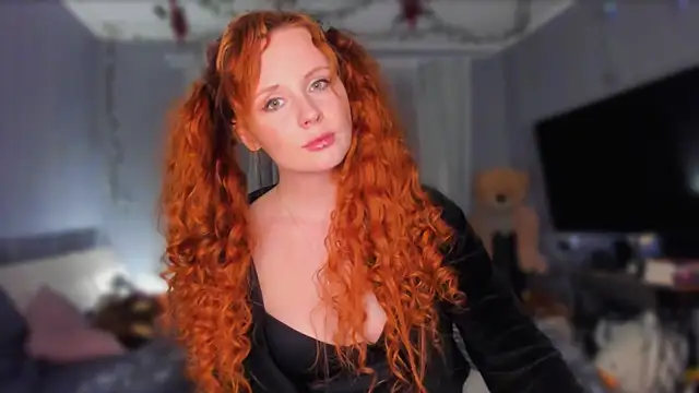 KlementinaBbG online show from April 2026 07:31:02 PM