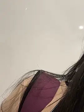 ambar-adaams online show from June 2026 11:57:02 PM