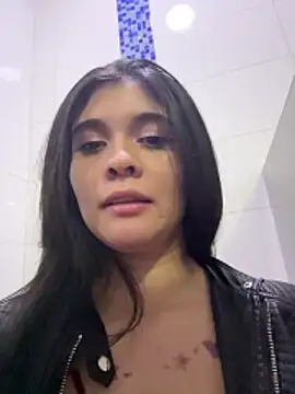 ambar-adaams online show from April 2026 01:47:01 AM