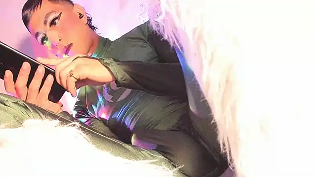 BABY-puppy18XX online show from September 2025 10:04:02 PM