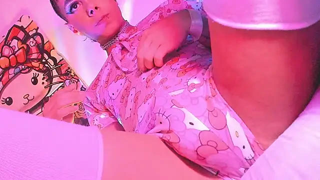 BABY-puppy18XX online show from October 2025 09:28:02 PM