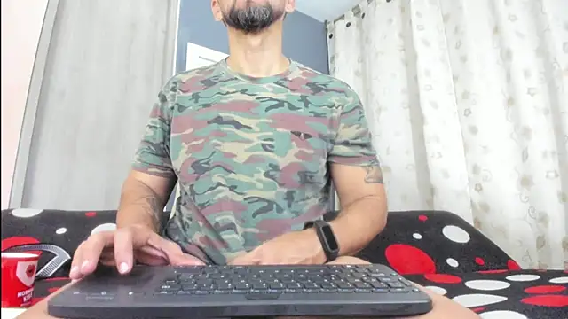 JULESLAKES online show from May 2026 12:16:01 PM