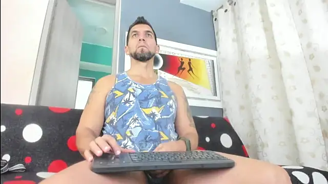 JULESLAKES online show from May 2026 11:37:02 AM