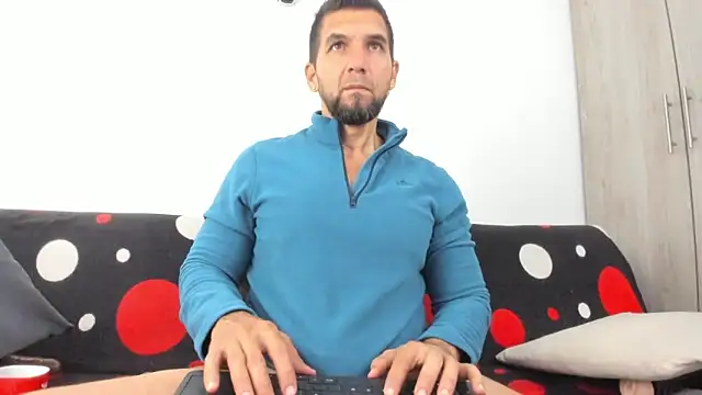 JULESLAKES online show from December 2025 12:15:02 PM