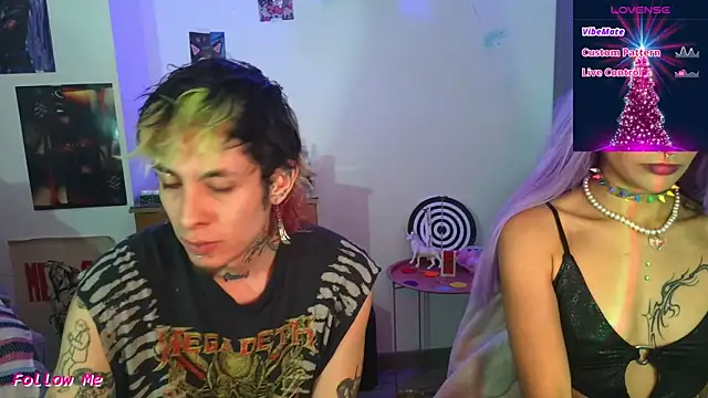 badeyes crazygoat online show from November 2025 01:06:02 AM