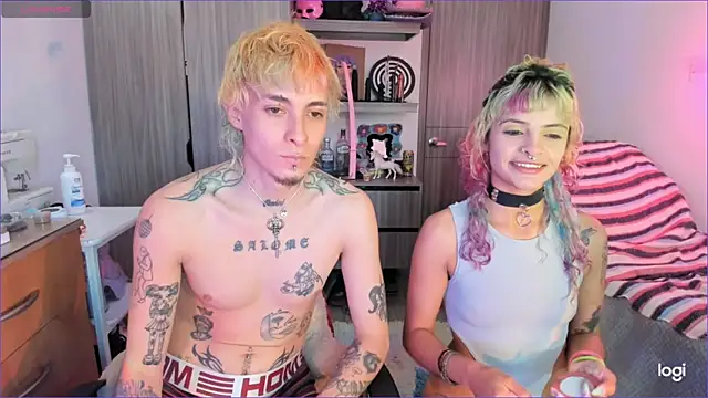 badeyes crazygoat online show from April 2026 10:22:02 PM