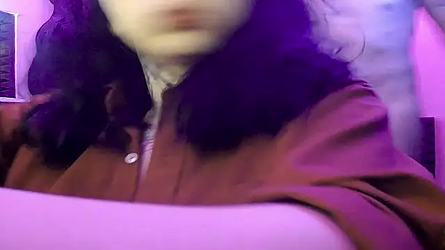 zoejhonny online show from December 2025 01:20:02 AM