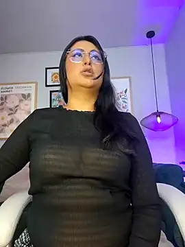 Snapshot of Amber_gold_ chatting on February 2025 12:16:02 PM Amber gold online show from February 2025 12:16:02 PM