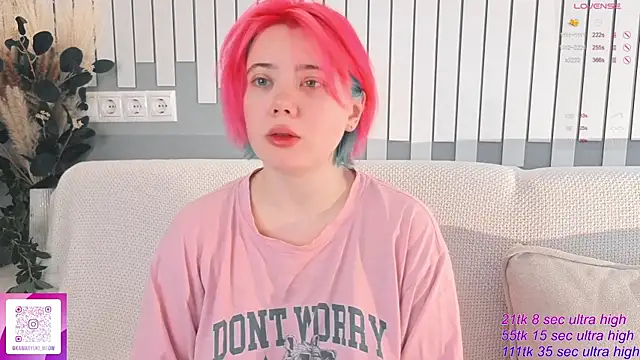   KawaiiYuki   online show from November 2025 06:28:02 AM