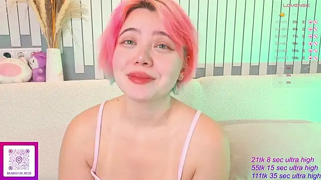 Snapshot of __KawaiiYuki__ chatting on October 2025 04:58:02 AM   KawaiiYuki   online show from October 2025 04:58:02 AM