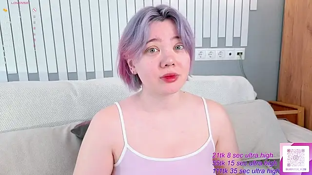   KawaiiYuki   online show from April 2026 04:10:02 AM