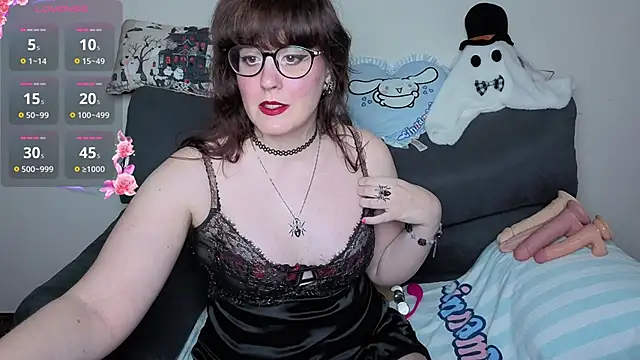 talia bloodina online show from May 2026 07:53:01 PM