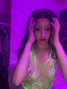 Katalinastarr online show from December 2024 09:18:02 PM