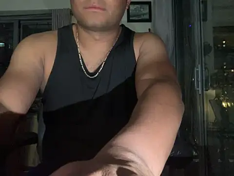 Snapshot of ThickDick_Daddy chatting on October 2025 06:37:01 AM ThickDick Daddy online show from October 2025 06:37:01 AM