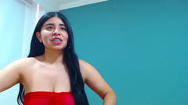 danna- roouss online show from October 2025 06:04:01 PM