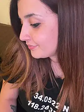 Novababy18 online show from January 2025 01:20:01 AM