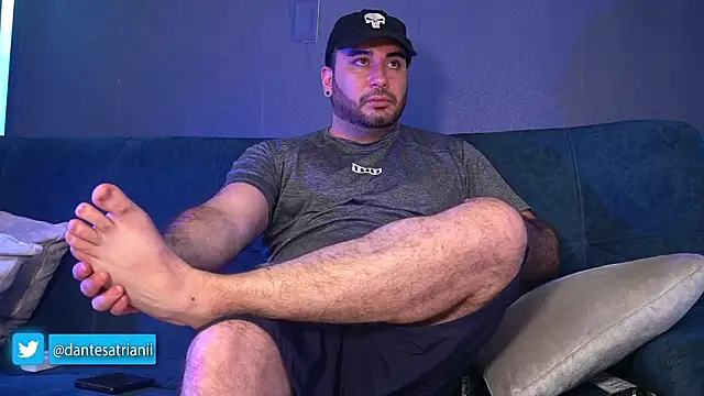 dantesatrianii online show from February 2026 02:35:01 AM