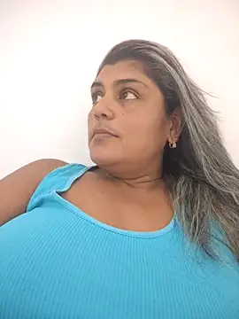 Snapshot of AlyDenalioficial chatting on September 2025 04:29:02 PM AlyDenalioficial online show from September 2025 04:29:02 PM