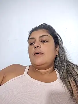 AlyDenalioficial online show from December 2025 03:35:01 PM