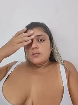 AlyDenalioficial online show from May 2026 11:22:01 PM