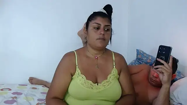 Snapshot of AlyDenalioficial chatting on March 2025 04:07:02 PM AlyDenalioficial online show from March 2025 04:07:02 PM