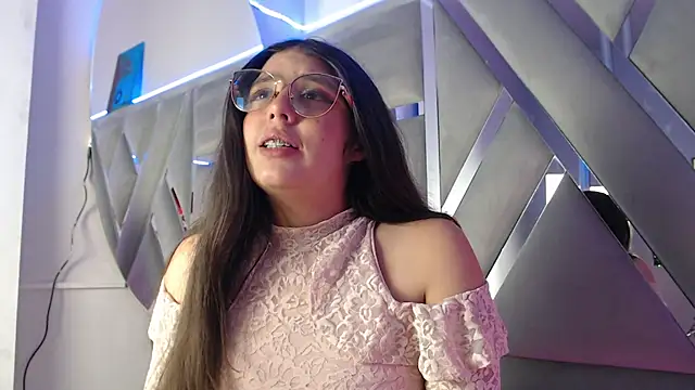 Paola Lyon  online show from February 2025 01:21:01 AM