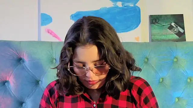 Paola Lyon  online show from February 2026 12:04:01 PM