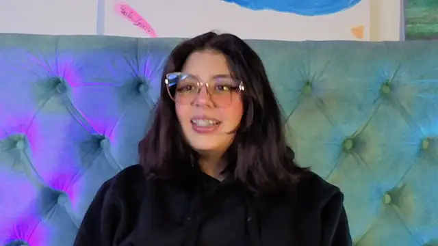 Paola Lyon  online show from February 2026 11:43:02 AM