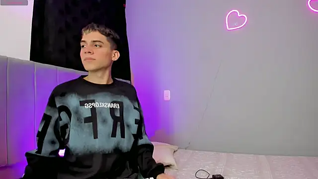 jake and joaquin online show from March 2025 03:41:02 AM