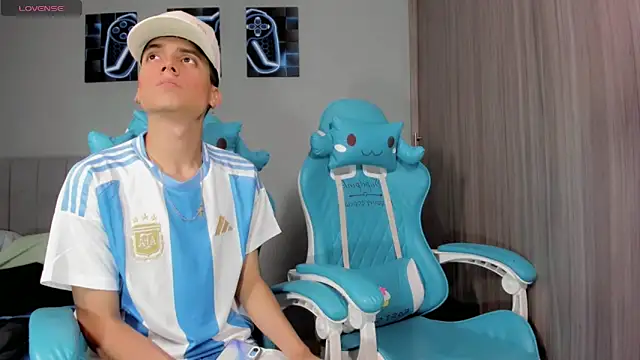 jake and joaquin online show from October 2025 03:07:01 AM