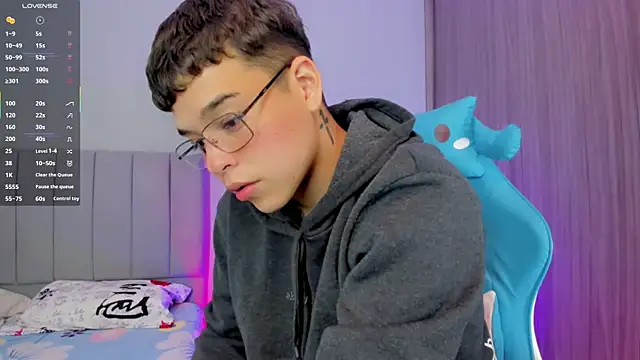 jake and joaquin online show from March 2025 08:39:02 AM