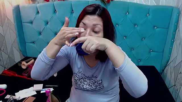 AdaFawxx online show from March 2025 02:50:01 AM