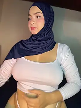 aneesa darzi online show from April 2026 04:55:02 PM