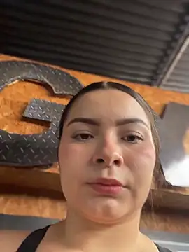 aneesa darzi online show from February 2026 09:25:02 PM