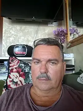 Snapshot of Tbone17 chatting on April 2026 05:31:02 AM Tbone17 online show from April 2026 05:31:02 AM