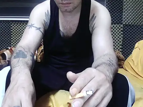 Arabeyes online show from November 2025 02:48:01 AM