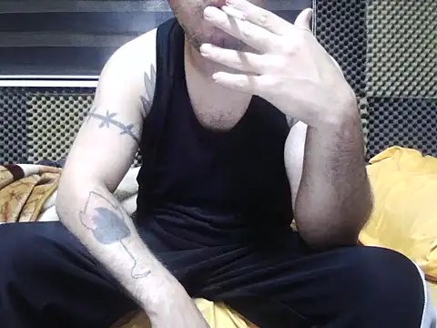 Arabeyes online show from November 2025 03:43:02 AM