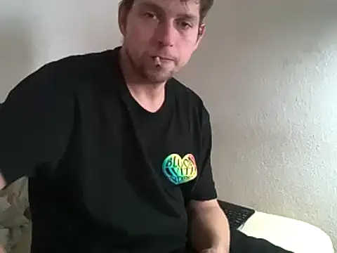 Snapshot of lecksklavehard chatting on October 2025 11:12:01 AM lecksklavehard online show from October 2025 11:12:01 AM
