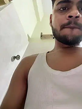 Snapshot of Sexclub69@xh chatting on March 2025 08:11:01 PM Sexclub69xh online show from March 2025 08:11:01 PM