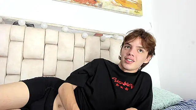 daniel hot03 online show from April 2026 02:07:02 PM
