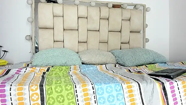 daniel hot03 online show from March 2026 01:44:01 PM