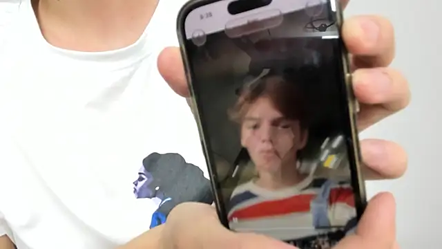 daniel hot03 online show from November 2025 01:38:01 PM