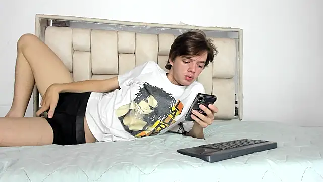daniel hot03 online show from May 2026 09:10:02 PM
