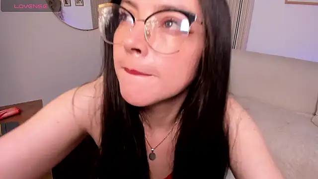 Snapshot of ana_ev chatting on February 2026 07:08:01 AM ana ev online show from February 2026 07:08:01 AM